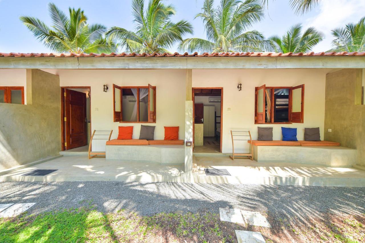 De Silva Palm Resort Kalpitiya Buitenkant foto