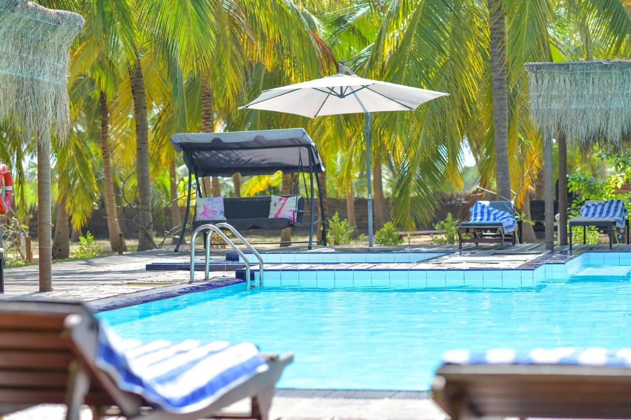 De Silva Palm Resort Kalpitiya Buitenkant foto